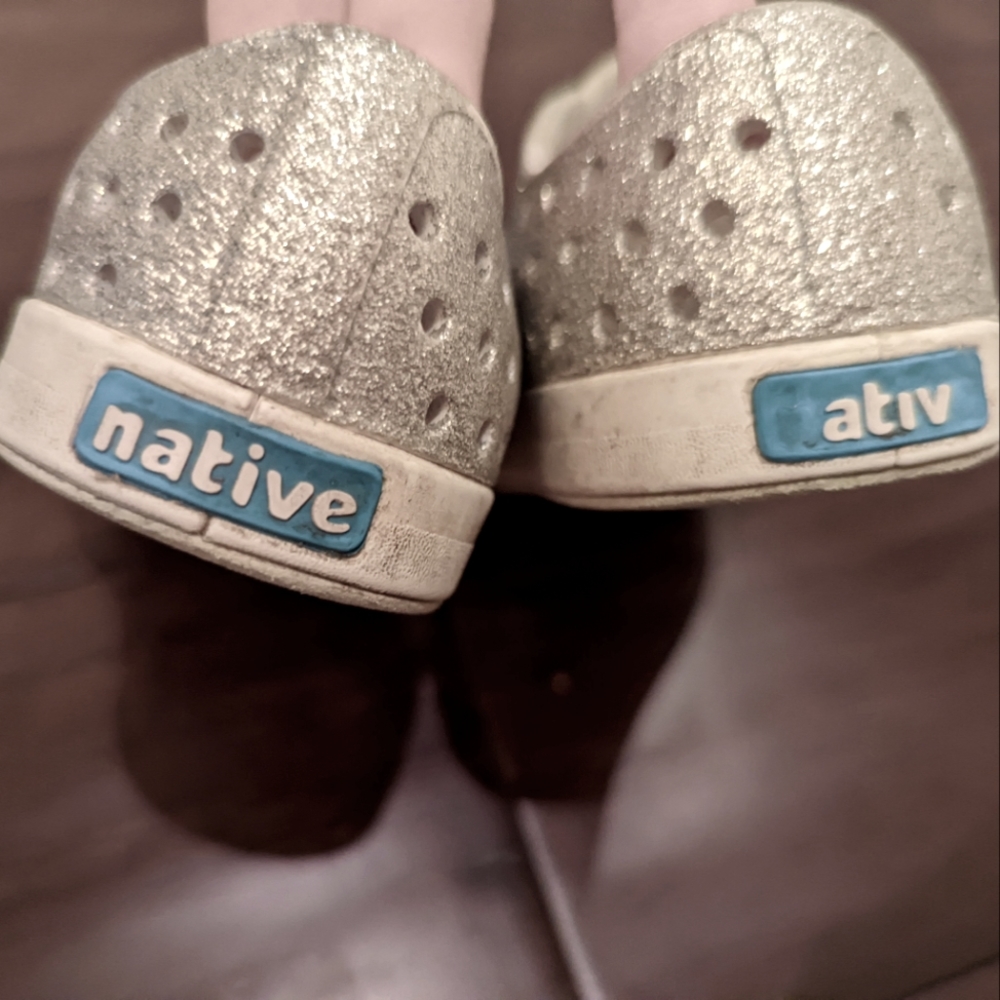 Kids Native Jefferson Bling silver size 7